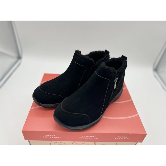 Easy Spirit Women's Size 8.5 M Seerunna Black Faux Suede Zip Ankle Boots - Picture 2 of 6